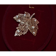 Eleganta broša - Lapiņa